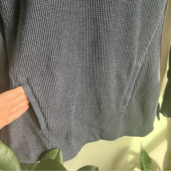 Duluth Trading company hoodie - Picture 2 of 4